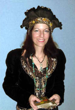 Tara Greene Tarot reader Astrologer psychic Palm 